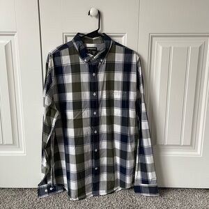 Men’s Express long sleeve button up